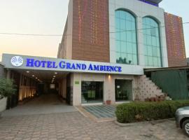 Hotel Grand Ambience, hotell i Gandhidham