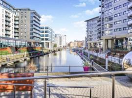 Deluxe River Canal View & Free Secure Parking!, cheap hotel in Leeds