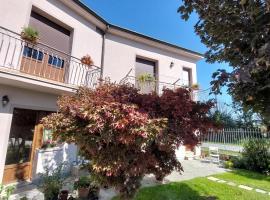 ACERO ROSSO Apartment, lacný hotel v destinácii Savigliano