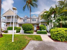 Coconut House, villa in Duck Key