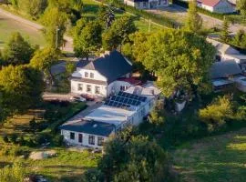 Stara Szkoła w Weremowicach