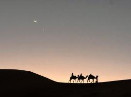 Al Badri Private Bedouin Tent, hotel in Shāhiq
