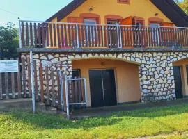 BALATONHEGYVIDÉKI APARTMAN