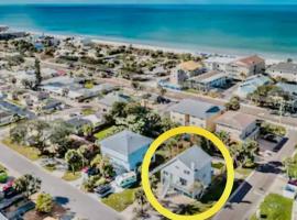 Beautiful Beach Home, self catering accommodation in Clearwater Beach
