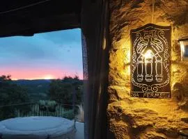 Amazing STUDIO CASA FERMEGLIA with private jacuzzie and perfect panoramic view