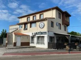 Hostal La Concha Somo