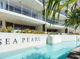 SEA PEARL 202–Waterfront Luxury Apartment