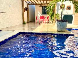 Linda Casa com piscina e totalmente climatizada Airbn b, holiday home in Petrolina
