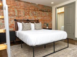 Extra Classy 1 Br Loft With Exposed Brick Downtown, apartement sihtkohas Roanoke