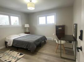 Private Room Lakeview House- Westmount, séjour chez l'habitant à Moncton