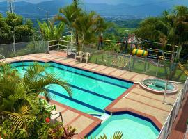 Eco Hotel La Selecta Pereira, οικογενειακό ξενοδοχείο σε Pereira