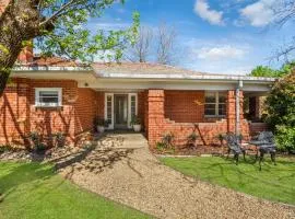 Golden Square Gold Class Guest House, Bendigo