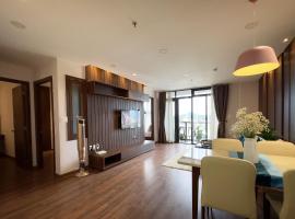 Condo 3 Bedrooms Mountain view in Dalat Center Residence, condo em Da Lat