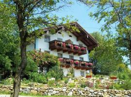 Geppingerhof, hotel s parkiriščem v mestu Waging am See