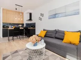 Modern Apartment with Balcony by Noclegi Renters