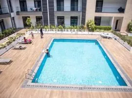 Classic Suite at Embassy Gardens W/pool view