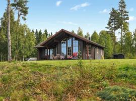 Nice Home In Gunnarskog With Lake View, viešbutis mieste Gunnarskog