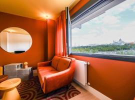 AmazINN Places Palacio Real