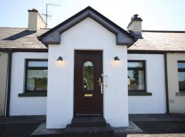 Moy Fishermans retreat Foxford, holiday home in Foxford