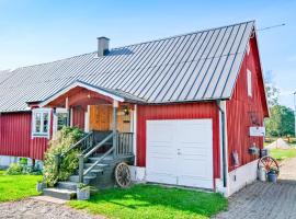 Ängagården - Gårdshuset, cottage in Våxtorp