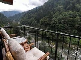 HiraBungalov, hotel di Çamlıhemşin