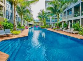 Diamond Phuket Bang Tao, hotel with jacuzzis in Bang Tao Beach