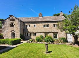 Countersett Hall, hotel in Askrigg