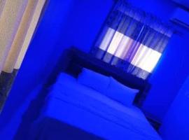 Henex hotel and suites, hotel v destinaci Kubwa