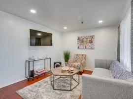 Modern Hawthorne Apartment Near SoFi Stadium, place to stay in Hawthorne