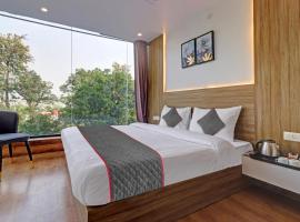 Super OYO Townhouse 1232 White Sand, hotel in Dehradun