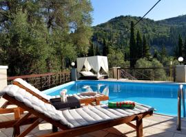 Doliva Studio with private pool, appartement in Agios Gordios