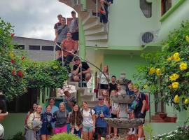 Hostal Casa Ed&eacute;n, iseteenindusega majutus sihtkohas Puerto Ayora