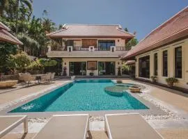 Solas Pool Villa Grand Villa With Private Pool