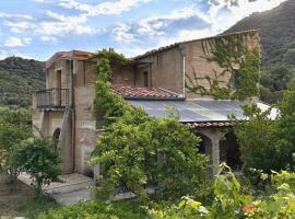 Villa de Charme "L'Ombria" cadre exceptionnel, hotel di Belgodere