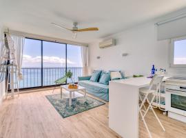 Viewpoint Over The Cliff By CanariasGetaway, hotel in Maspalomas