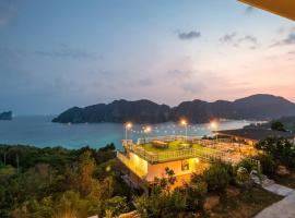 Phi Phi Mountain Beach Resort SHA Certified, hotel in Phi Phi Islands