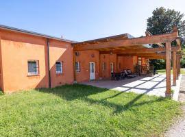 Apartment Winery Villa Vitas Dépendance - App-2 by Interhome, Hotel mit Parkplatz in Strassoldo