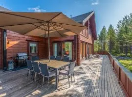 Holiday Home Lapinukonkäännös - incl- 1 ski pass by Interhome