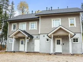 Holiday Home Isohukka by Interhome