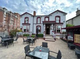 Southport Metro Hotel