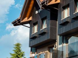 Harmony Suite Hotel, hotel v destinaci Selvino