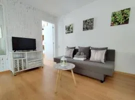 Apartamentos Penibetico con parking y WiFi by SURYNIEVE