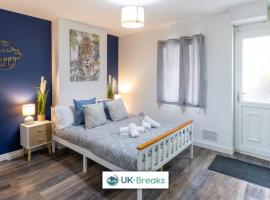 Beautiful modern 1 bedroom apartment Fast Wi-fi 24hr check-in Pet friendly, apartament din Whitehaven
