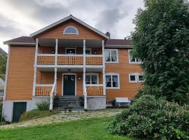 Apartment, Rekkedal Gjestegard - Sæbø, hotel en Ørsta