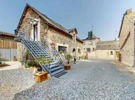 Cozy Apartment In Neuilly Le Vendin