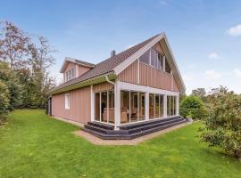 Awesome Home In Bstad With Kitchen, hotel en Båstad