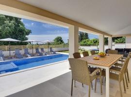 Apartment in Croatia near the Adriatic Coast, hotel v destinaci Marčana