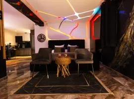 Krystalisya Room Suite Spa Privatif Sauna Jacuzzi Siege Massant