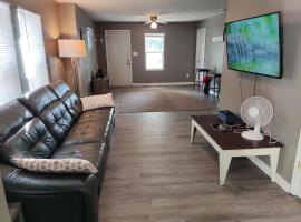 City Lights Hideaway- Near Downtown Indianapolis, hotel i Indianapolis