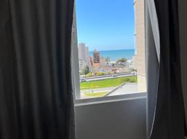 Apartamento à 380m do Mar, hotel em Itapema